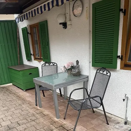 Am Waldrand Villa