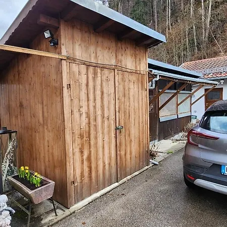 Am Waldrand Villa